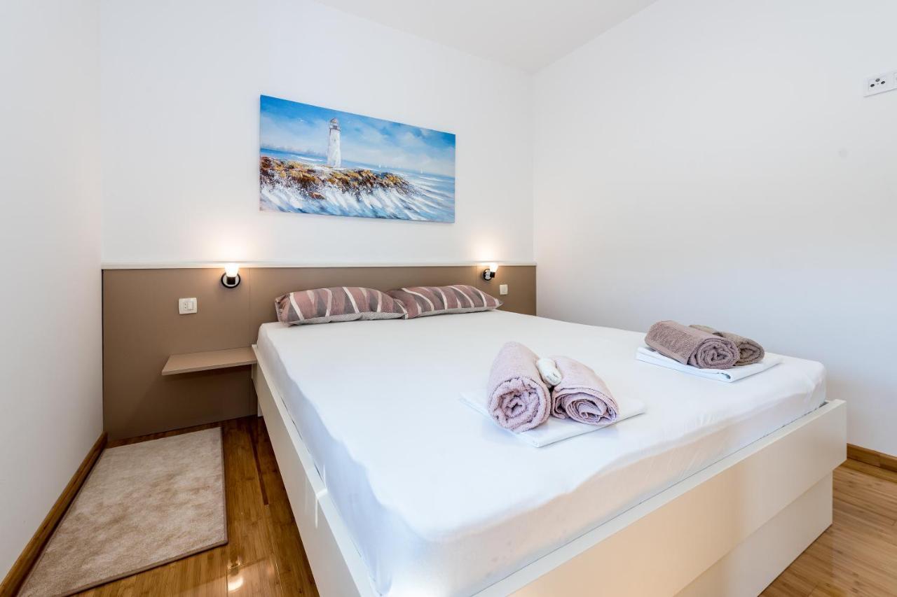 Villa Jadrija Beach Sibenik Exterior photo