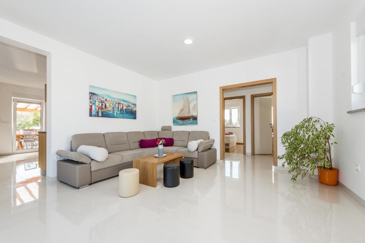 Villa Jadrija Beach Sibenik Exterior photo
